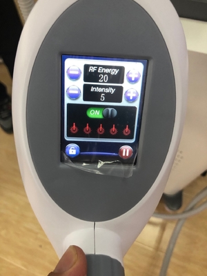 Máquina de forma de vela para emagrecimento corporal Máquina de cavitação por ultra-som RF a vácuo