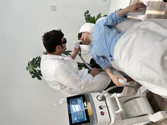 Máquina de gelo de remoção de cabelo por laser de diodo de fibra portátil para cuidados e beleza da pele
