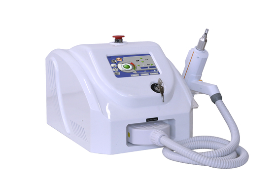 3 em 1 Q Switch ND Yag Laser Machine Remoção de tatuagens Serviços OEM ODM