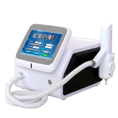 532nm 1064nm 1320nm Q Switch ND Yag Laser Machine para Branqueamento da Pele / Círculos Escuros