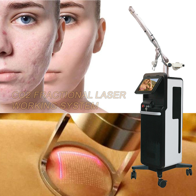 Máquina de CO2 a laser fracionada profissional para rejuvenescimento / aperto da pele