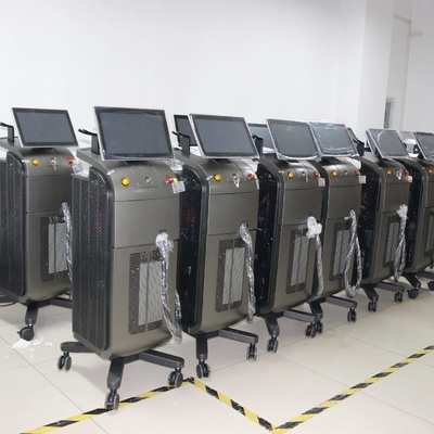 755nm 808nm 1064nm Máquina de beleza multifuncional Pico Nd YAG Laser com tecnologia RF